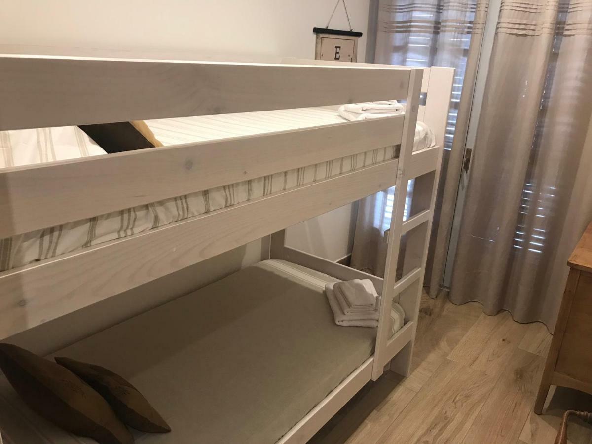 Apartament Neret II Sort Kültér fotó