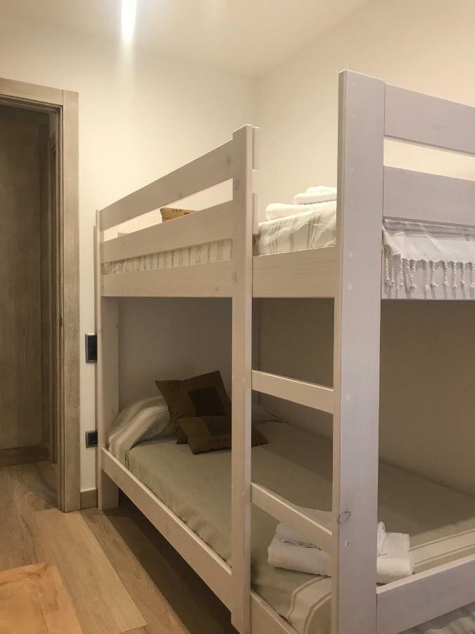 Apartament Neret II Sort Kültér fotó
