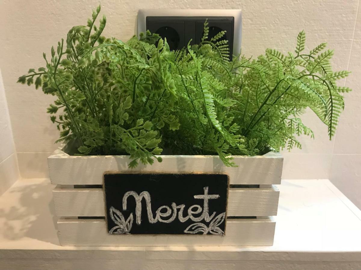 Apartament Neret II Sort Kültér fotó
